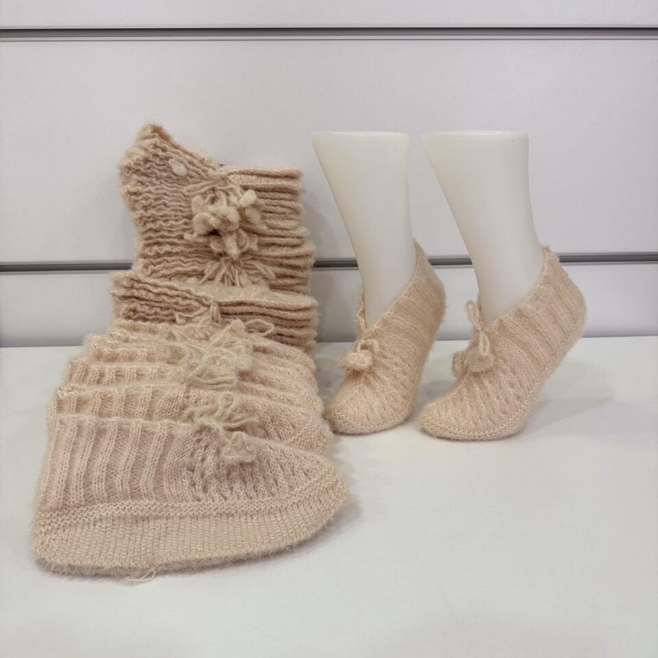 Yumoş Bağlı Patik